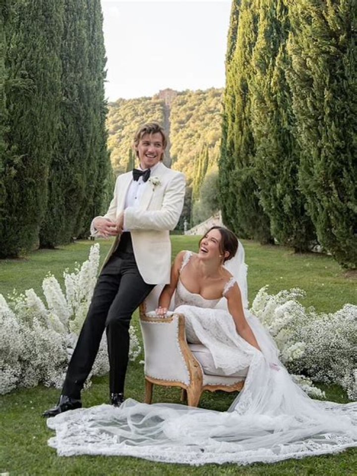 Stefanie Von Pfetten Husband: Who Is She Married To? Details On Her Married Life